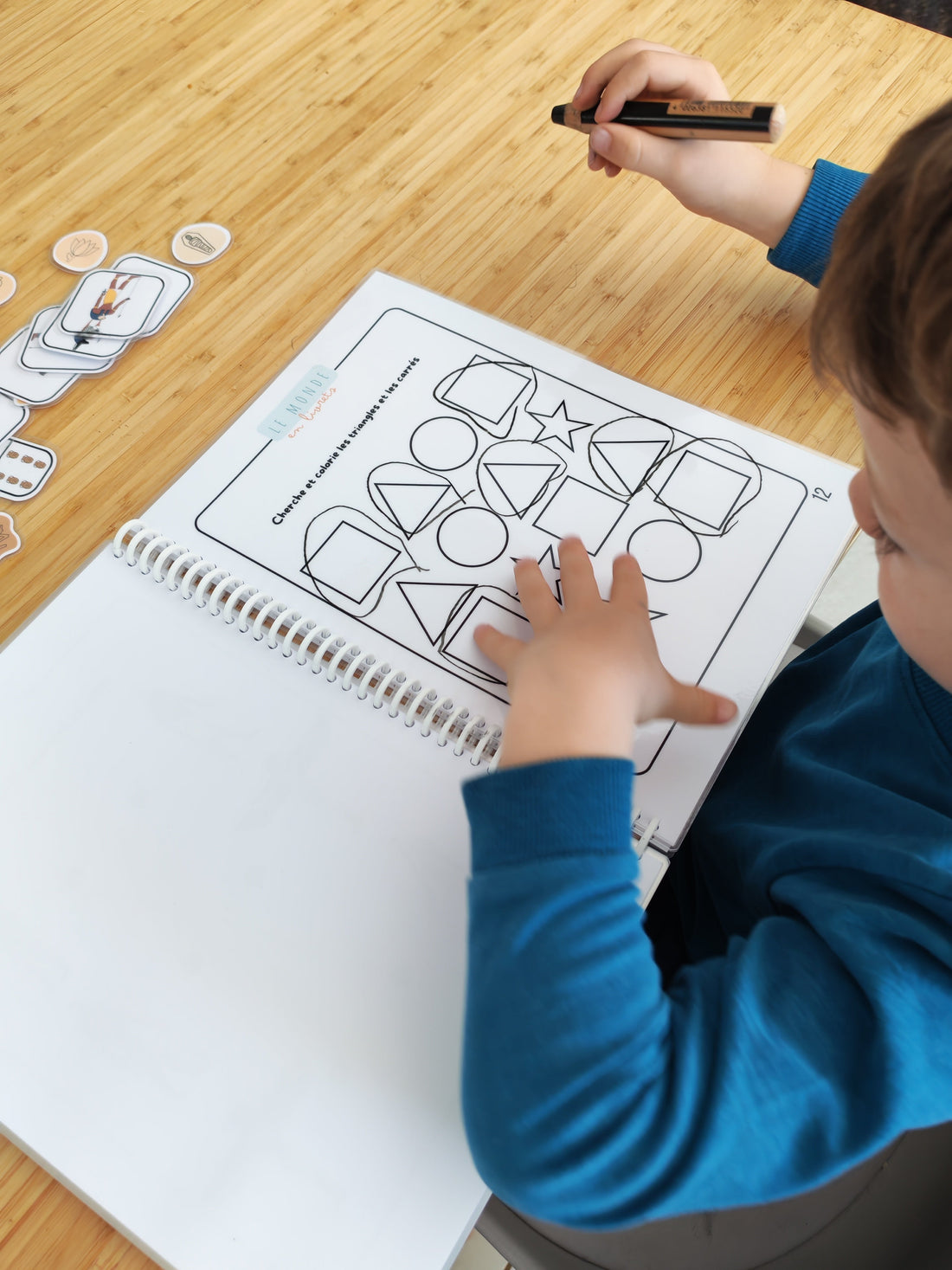 Comment utiliser un livret d’activités pour enfants à la maison ?